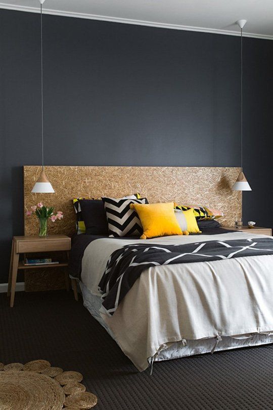 Slaapkamers met donkere muur