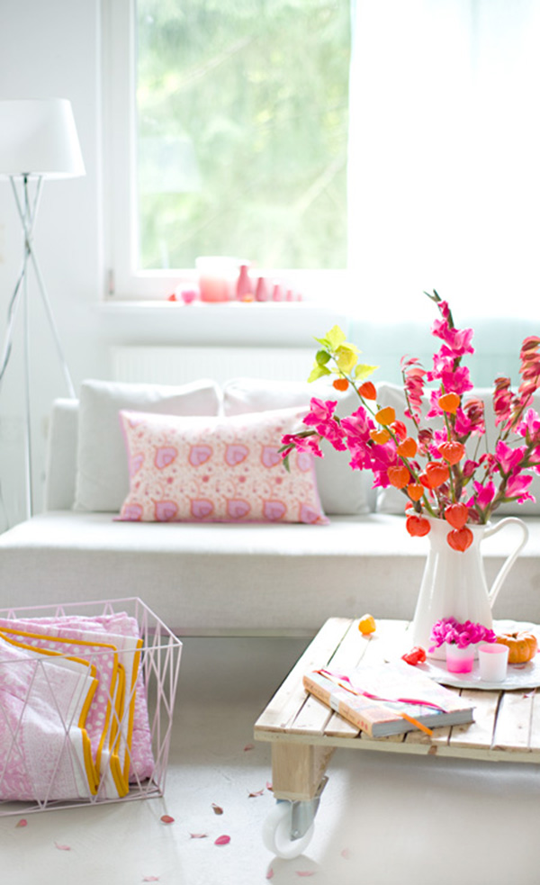 Roze interieur lente achtig